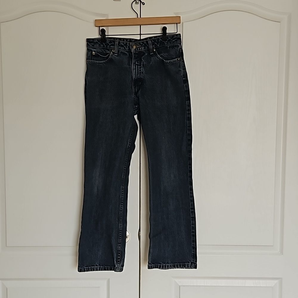 Van Heusen Men's Relaxed Fit Denim Jeans 30/30 Dark Blue Washed